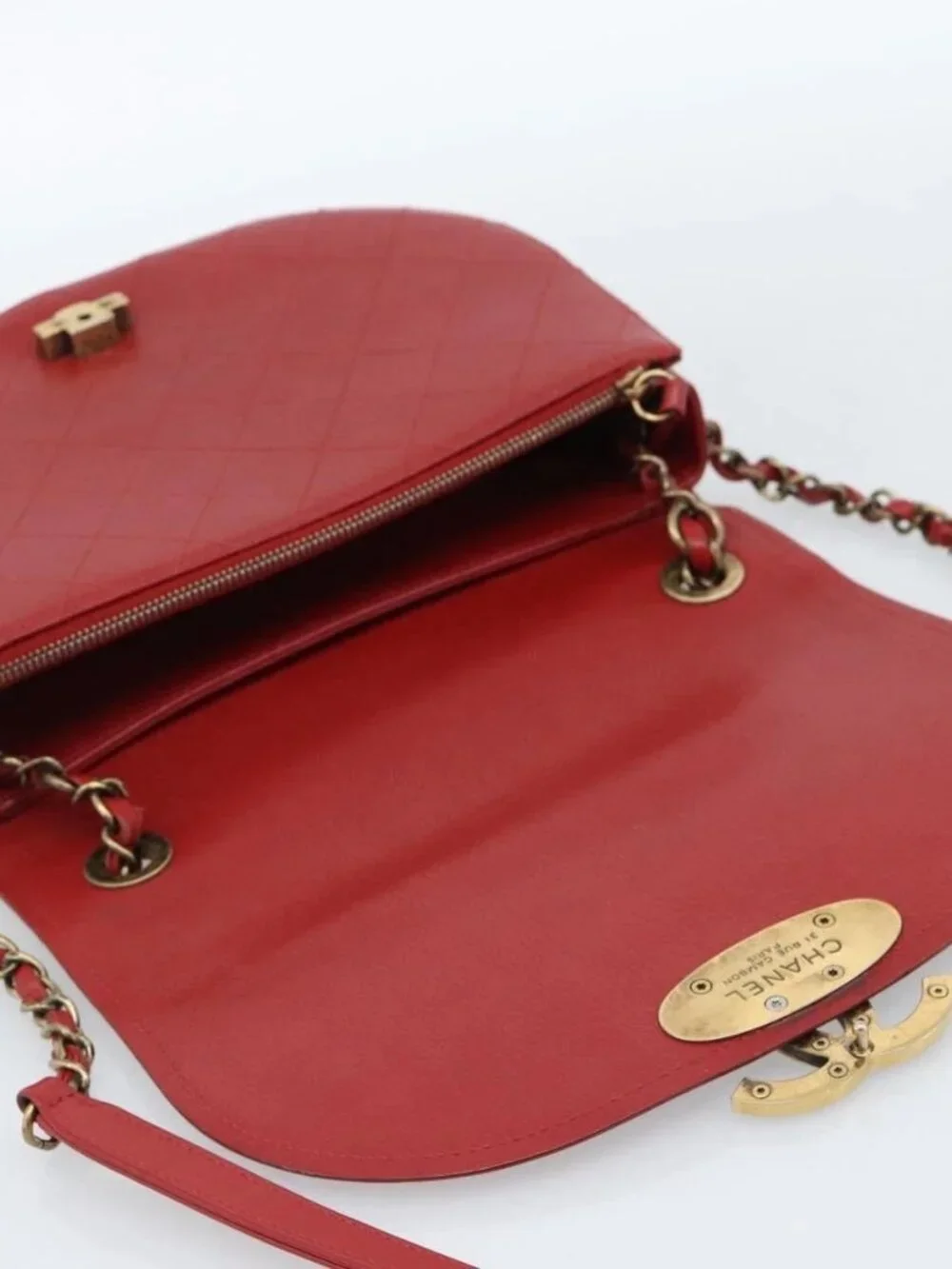 CHANEL Chain Shoulder Bag Calf Skin Red CC Auth ka4671M